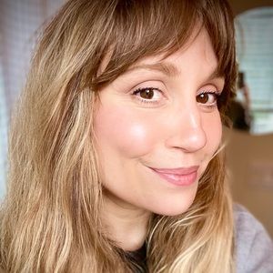 Meet your Posher, Rhysa